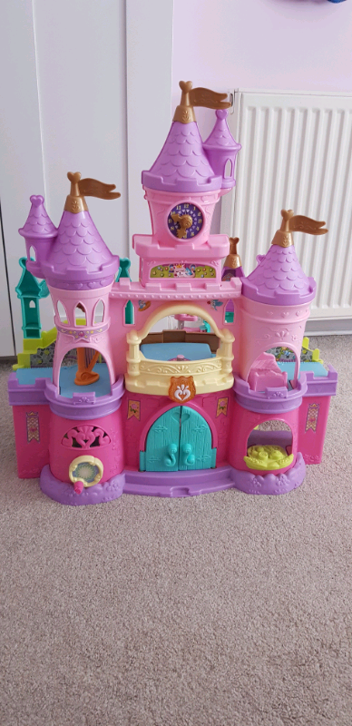 toot toot princess castle